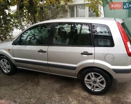 Серый Форд Фьюжн, объемом двигателя 1.4 л и пробегом 240 тыс. км за 3700 $, фото 5 на Automoto.ua