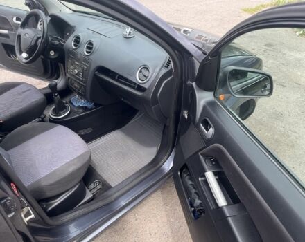 Серый Форд Фьюжн, объемом двигателя 1.6 л и пробегом 236 тыс. км за 4999 $, фото 9 на Automoto.ua