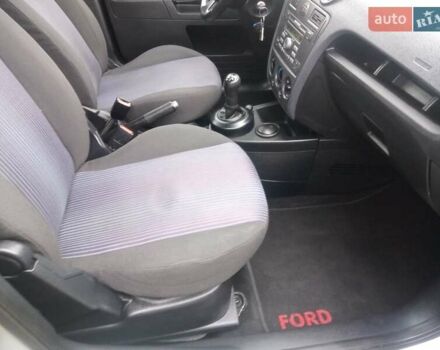 Серый Форд Фьюжн, объемом двигателя 1.4 л и пробегом 182 тыс. км за 5200 $, фото 24 на Automoto.ua