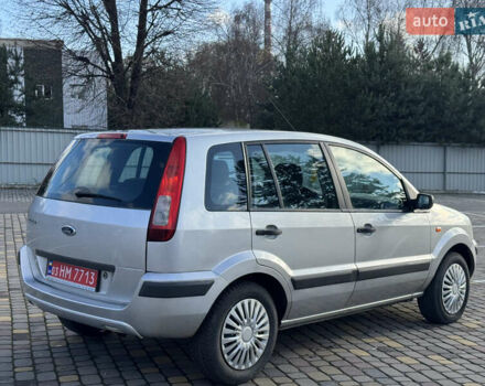 Серый Форд Фьюжн, объемом двигателя 1.4 л и пробегом 235 тыс. км за 3900 $, фото 5 на Automoto.ua