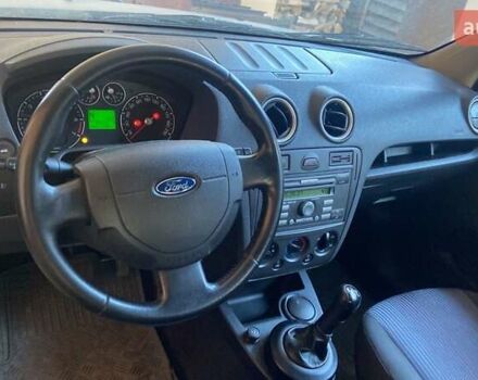 Серый Форд Фьюжн, объемом двигателя 1.4 л и пробегом 182 тыс. км за 5200 $, фото 6 на Automoto.ua