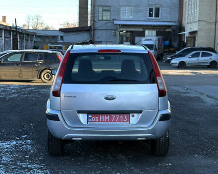 Серый Форд Фьюжн, объемом двигателя 1.4 л и пробегом 236 тыс. км за 4150 $, фото 5 на Automoto.ua