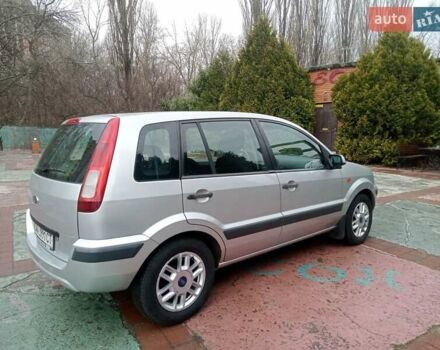 Серый Форд Фьюжн, объемом двигателя 1.4 л и пробегом 182 тыс. км за 5200 $, фото 15 на Automoto.ua