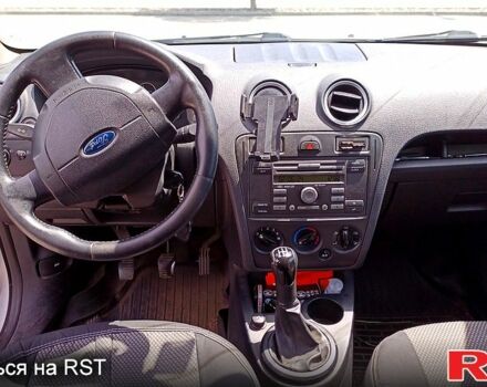 Серый Форд Фьюжн, объемом двигателя 1.4 л и пробегом 254 тыс. км за 3400 $, фото 1 на Automoto.ua