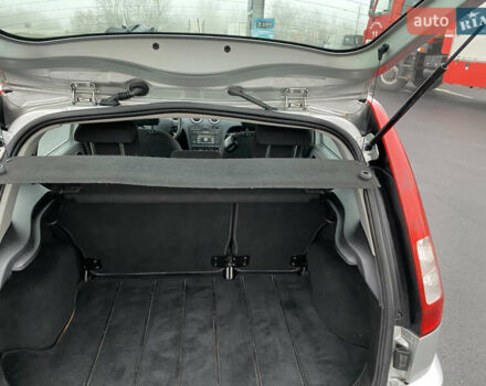 Сірий Форд Фьюжен, об'ємом двигуна 1.6 л та пробігом 185 тис. км за 7100 $, фото 20 на Automoto.ua