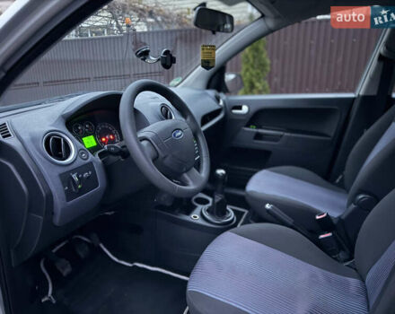 Серый Форд Фьюжн, объемом двигателя 1.4 л и пробегом 173 тыс. км за 5500 $, фото 24 на Automoto.ua