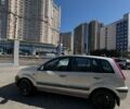 Серый Форд Фьюжн, объемом двигателя 1.4 л и пробегом 260 тыс. км за 3500 $, фото 5 на Automoto.ua