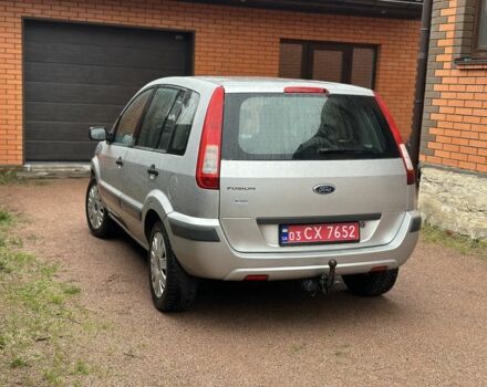 Серый Форд Фьюжн, объемом двигателя 1.4 л и пробегом 150 тыс. км за 5500 $, фото 1 на Automoto.ua