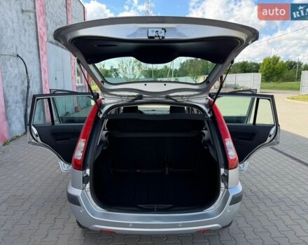 Сірий Форд Фьюжен, об'ємом двигуна 1.6 л та пробігом 210 тис. км за 5150 $, фото 48 на Automoto.ua