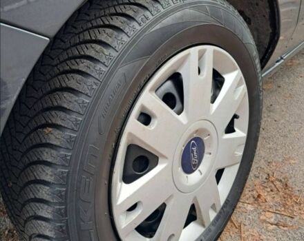 Серый Форд Фьюжн, объемом двигателя 1.4 л и пробегом 228 тыс. км за 4900 $, фото 10 на Automoto.ua