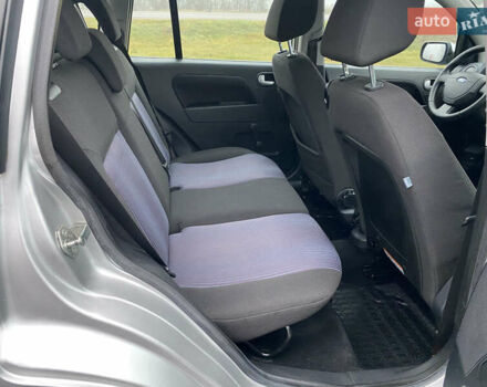 Сірий Форд Фьюжен, об'ємом двигуна 1.6 л та пробігом 185 тис. км за 7100 $, фото 16 на Automoto.ua