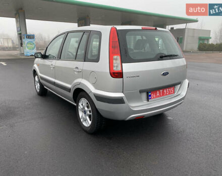 Сірий Форд Фьюжен, об'ємом двигуна 1.6 л та пробігом 185 тис. км за 7100 $, фото 5 на Automoto.ua