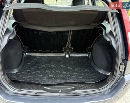 Серый Форд Фьюжн, объемом двигателя 1.39 л и пробегом 111 тыс. км за 6300 $, фото 11 на Automoto.ua