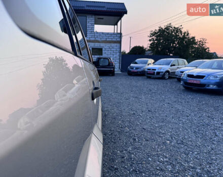 Серый Форд Фьюжн, объемом двигателя 1.6 л и пробегом 180 тыс. км за 7140 $, фото 15 на Automoto.ua