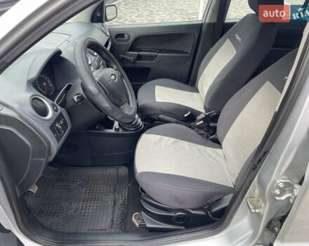 Сірий Форд Фьюжен, об'ємом двигуна 1.4 л та пробігом 133 тис. км за 3700 $, фото 7 на Automoto.ua