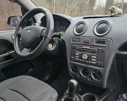 Серый Форд Фьюжн, объемом двигателя 1.39 л и пробегом 710 тыс. км за 2700 $, фото 14 на Automoto.ua