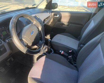 Серый Форд Фьюжн, объемом двигателя 1.4 л и пробегом 167 тыс. км за 4500 $, фото 6 на Automoto.ua