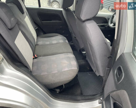 Сірий Форд Фьюжен, об'ємом двигуна 1.4 л та пробігом 133 тис. км за 3700 $, фото 9 на Automoto.ua