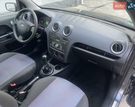 Серый Форд Фьюжн, объемом двигателя 1.4 л и пробегом 119 тыс. км за 5800 $, фото 95 на Automoto.ua