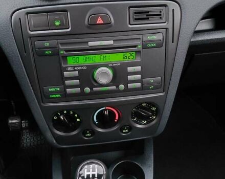 Серый Форд Фьюжн, объемом двигателя 1.4 л и пробегом 154 тыс. км за 4999 $, фото 10 на Automoto.ua