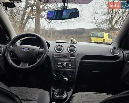 Серый Форд Фьюжн, объемом двигателя 1.39 л и пробегом 710 тыс. км за 2700 $, фото 15 на Automoto.ua