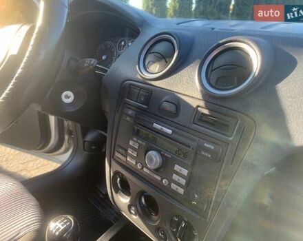 Серый Форд Фьюжн, объемом двигателя 1.4 л и пробегом 167 тыс. км за 4500 $, фото 19 на Automoto.ua