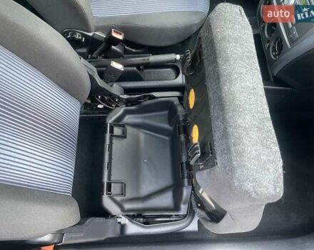 Серый Форд Фьюжн, объемом двигателя 1.4 л и пробегом 119 тыс. км за 5800 $, фото 91 на Automoto.ua