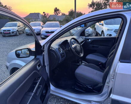 Серый Форд Фьюжн, объемом двигателя 1.6 л и пробегом 180 тыс. км за 7140 $, фото 34 на Automoto.ua