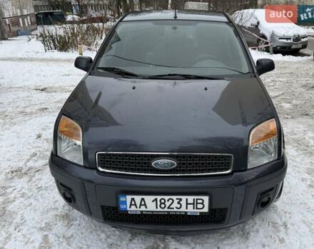 Серый Форд Фьюжн, объемом двигателя 1.6 л и пробегом 207 тыс. км за 6500 $, фото 1 на Automoto.ua