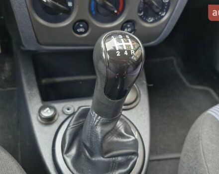 Серый Форд Фьюжн, объемом двигателя 1.6 л и пробегом 148 тыс. км за 5750 $, фото 43 на Automoto.ua