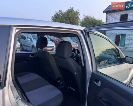 Серый Форд Фьюжн, объемом двигателя 1.6 л и пробегом 180 тыс. км за 7140 $, фото 42 на Automoto.ua