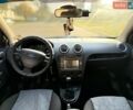 Сірий Форд Фьюжен, об'ємом двигуна 1.39 л та пробігом 264 тис. км за 4200 $, фото 13 на Automoto.ua