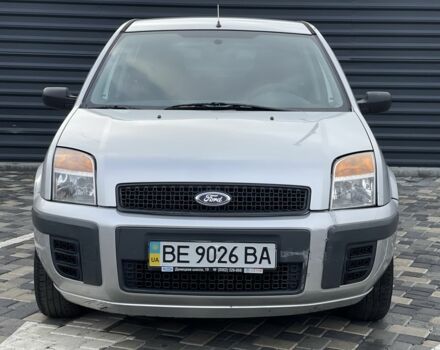 Сірий Форд Фьюжен, об'ємом двигуна 1.4 л та пробігом 133 тис. км за 3700 $, фото 1 на Automoto.ua