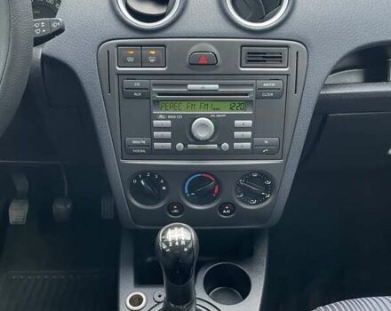 Серый Форд Фьюжн, объемом двигателя 1.4 л и пробегом 119 тыс. км за 5800 $, фото 61 на Automoto.ua