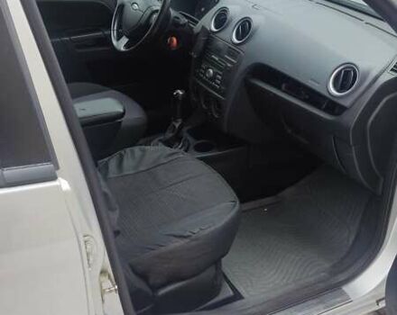 Серый Форд Фьюжн, объемом двигателя 1.39 л и пробегом 121 тыс. км за 5999 $, фото 5 на Automoto.ua