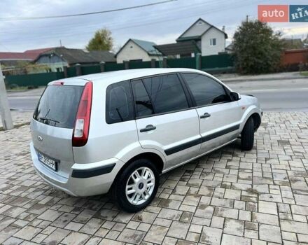 Сірий Форд Фьюжен, об'ємом двигуна 1.39 л та пробігом 211 тис. км за 3888 $, фото 4 на Automoto.ua