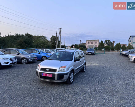 Серый Форд Фьюжн, объемом двигателя 1.6 л и пробегом 180 тыс. км за 7140 $, фото 4 на Automoto.ua