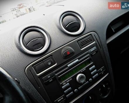 Сірий Форд Фьюжен, об'ємом двигуна 1.4 л та пробігом 235 тис. км за 4200 $, фото 8 на Automoto.ua