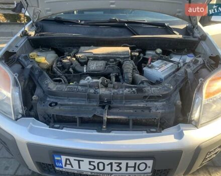 Серый Форд Фьюжн, объемом двигателя 1.4 л и пробегом 167 тыс. км за 4500 $, фото 26 на Automoto.ua
