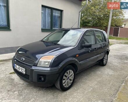 Серый Форд Фьюжн, объемом двигателя 1.4 л и пробегом 119 тыс. км за 5800 $, фото 20 на Automoto.ua