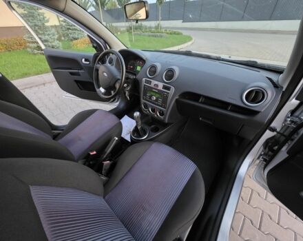 Серый Форд Фьюжн, объемом двигателя 1.4 л и пробегом 155 тыс. км за 4750 $, фото 4 на Automoto.ua