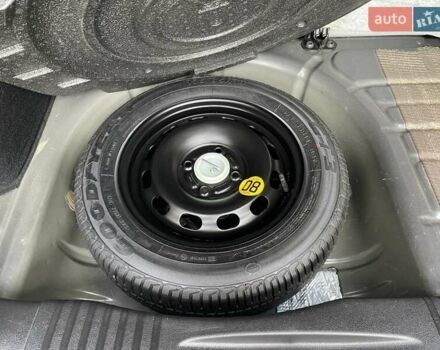 Серый Форд Фьюжн, объемом двигателя 1.4 л и пробегом 119 тыс. км за 5800 $, фото 122 на Automoto.ua