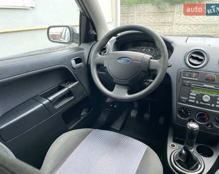 Серый Форд Фьюжн, объемом двигателя 1.4 л и пробегом 119 тыс. км за 5800 $, фото 64 на Automoto.ua