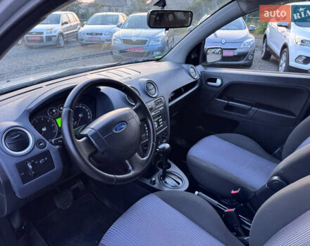 Серый Форд Фьюжн, объемом двигателя 1.6 л и пробегом 180 тыс. км за 7140 $, фото 31 на Automoto.ua