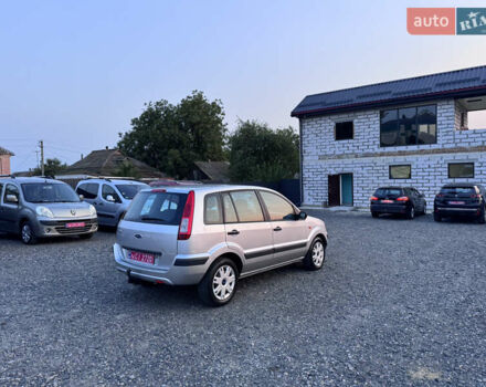 Серый Форд Фьюжн, объемом двигателя 1.6 л и пробегом 180 тыс. км за 7140 $, фото 10 на Automoto.ua