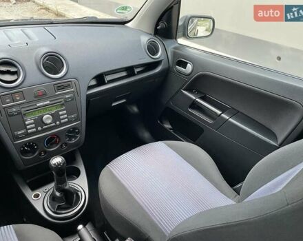 Серый Форд Фьюжн, объемом двигателя 1.4 л и пробегом 119 тыс. км за 5800 $, фото 66 на Automoto.ua