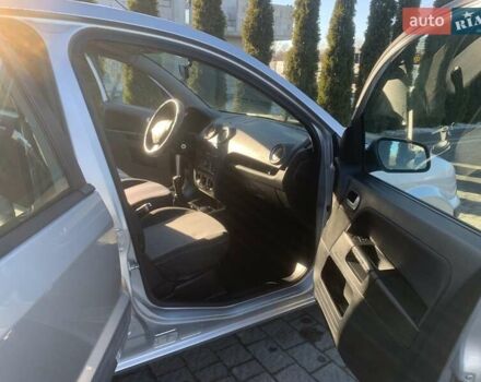 Серый Форд Фьюжн, объемом двигателя 1.4 л и пробегом 167 тыс. км за 4500 $, фото 12 на Automoto.ua