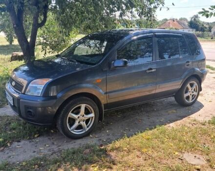 Серый Форд Фьюжн, объемом двигателя 1.4 л и пробегом 144 тыс. км за 5000 $, фото 1 на Automoto.ua