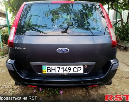 Серый Форд Фьюжн, объемом двигателя 1.4 л и пробегом 70 тыс. км за 3500 $, фото 5 на Automoto.ua