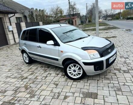 Сірий Форд Фьюжен, об'ємом двигуна 1.39 л та пробігом 211 тис. км за 3888 $, фото 2 на Automoto.ua